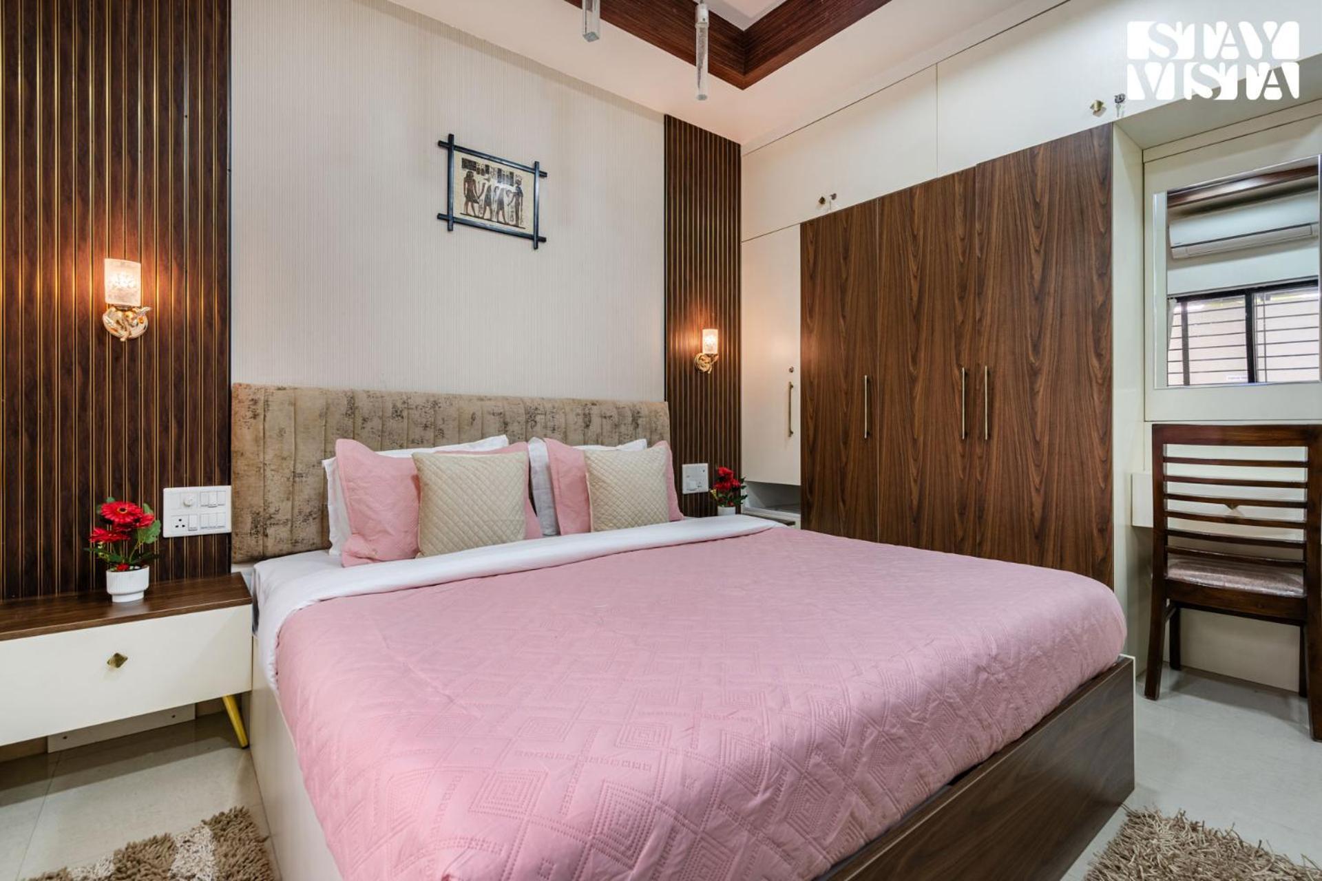 Serenity Meadows With Pool By Veo - Part Of Stayvista Nashik Exterior foto